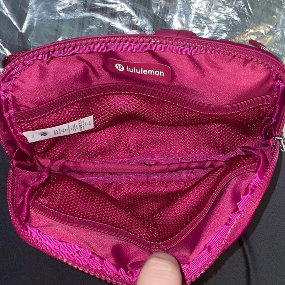 Lululemon belt bag - Picture 3 of 4